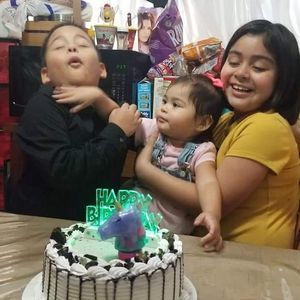 Meet your Posher, Adrian